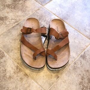 🆕 Via Rosa thong sandals Birkenstock …